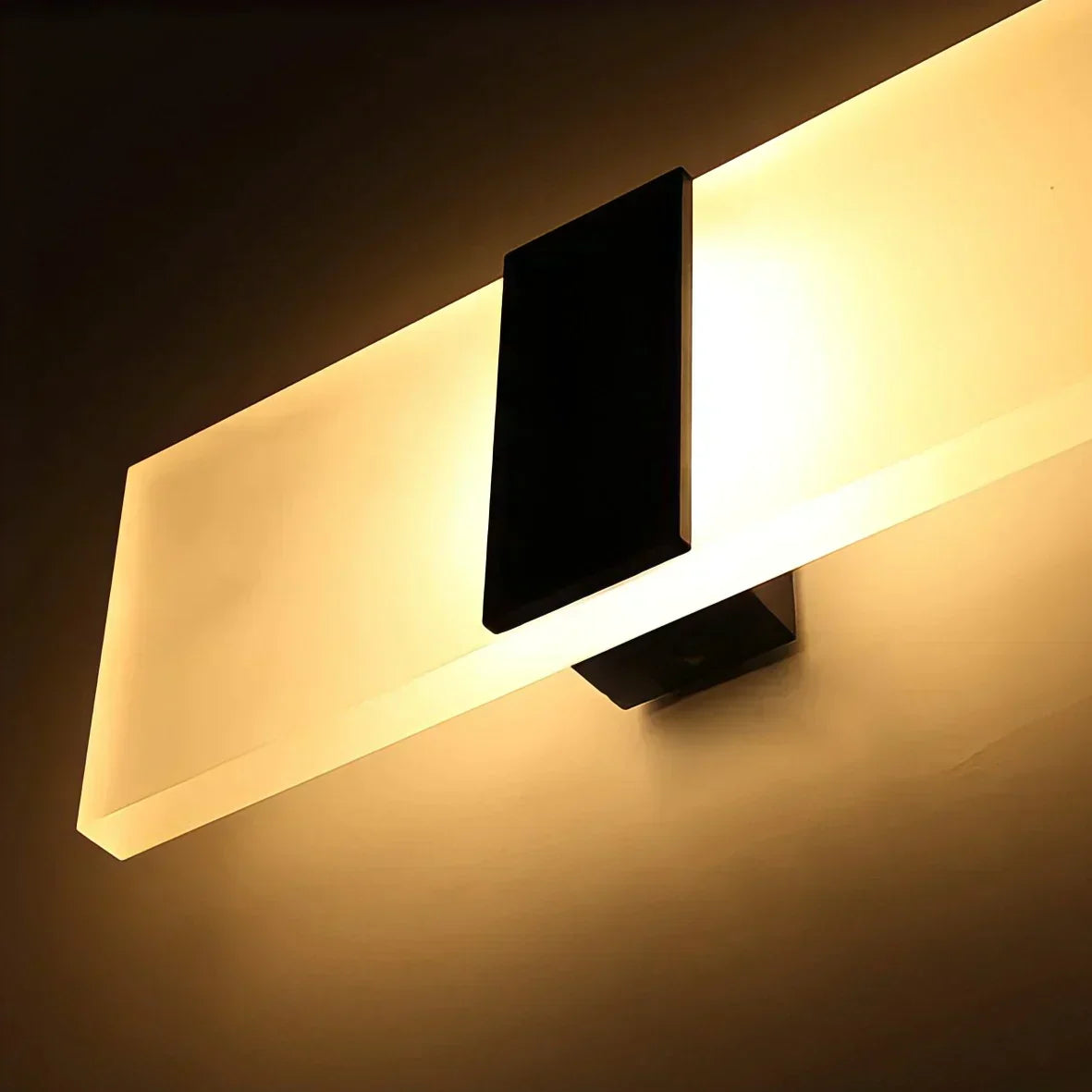 Motion Sensor LED Wall Light Rechargeable Magnetic Wall Lamp