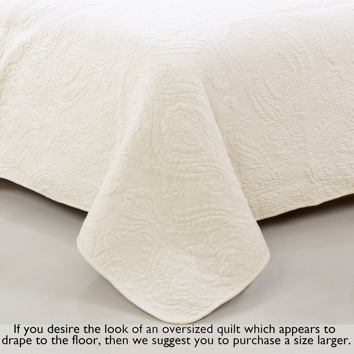 Solid Ivory Chic Brocade Matelassé Medallion Floral Cotton Reversible Quilt Bedding Set (Copy)