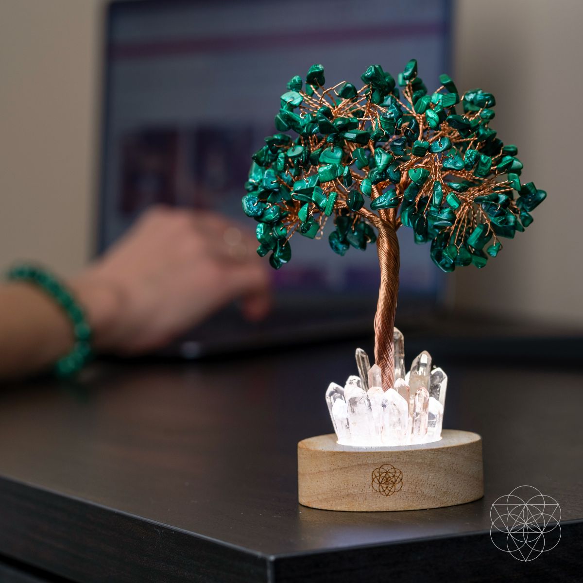 Unwind - Malachite Tree Lamp